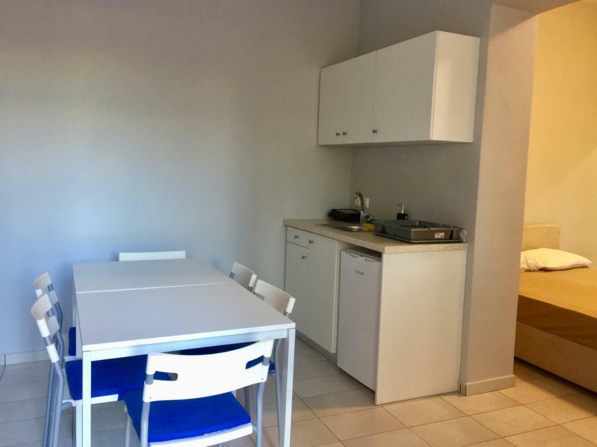Holodek Apartments Sygrou Parking 雅典 外观 照片